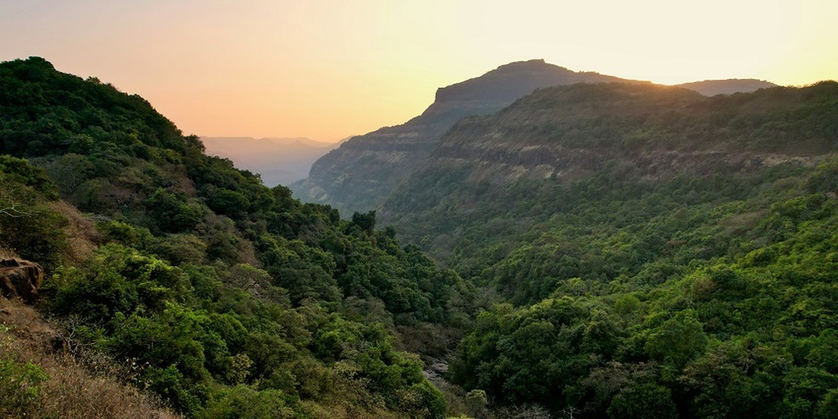 Treks and Trails - Kamshet Paragliding Camp
