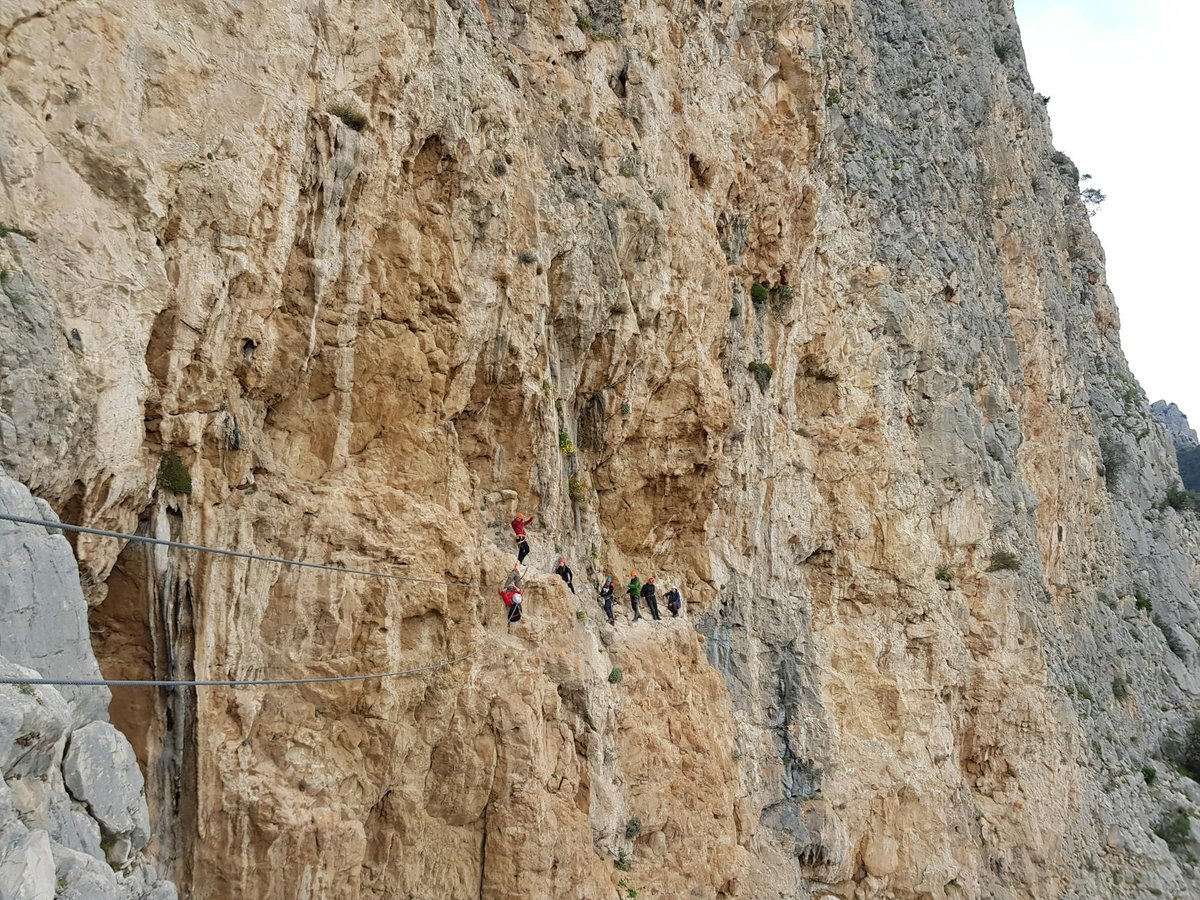 Della Adventure - Corporate Rock Climbing & Rappelling