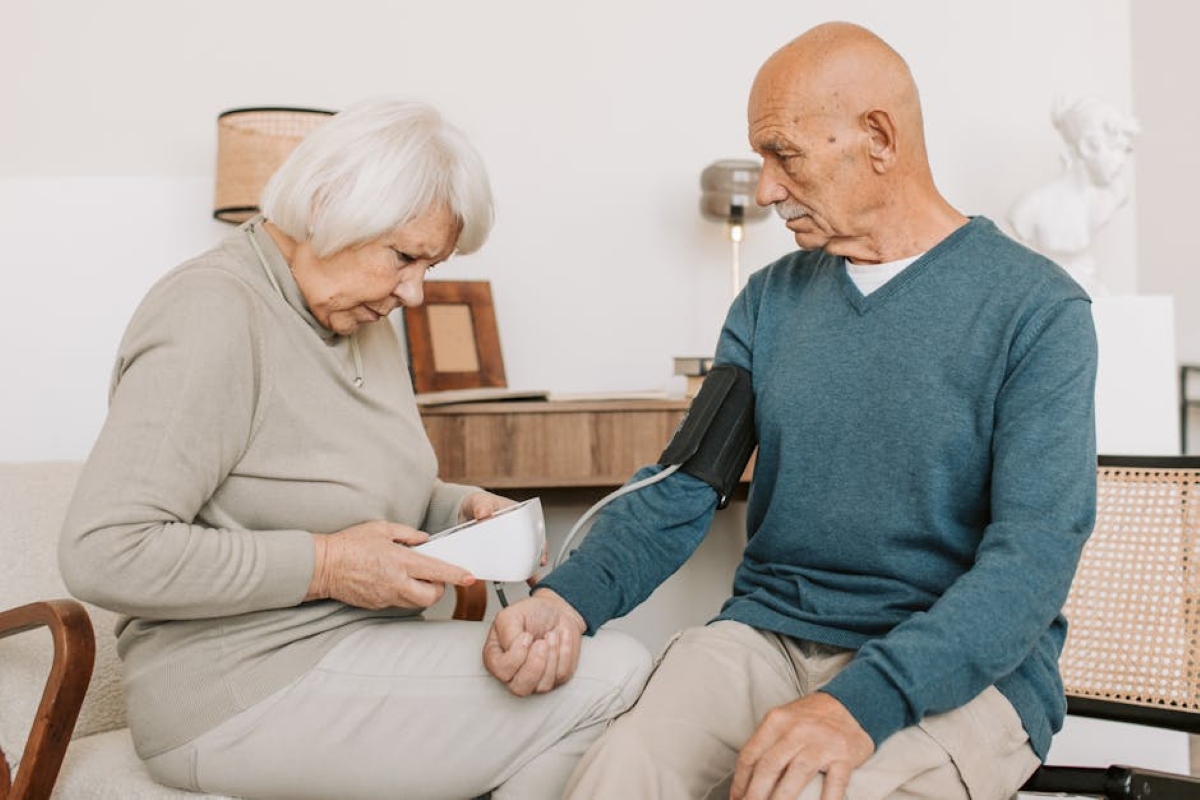 Emoha - Senior Health Monitoring and Activity Camp