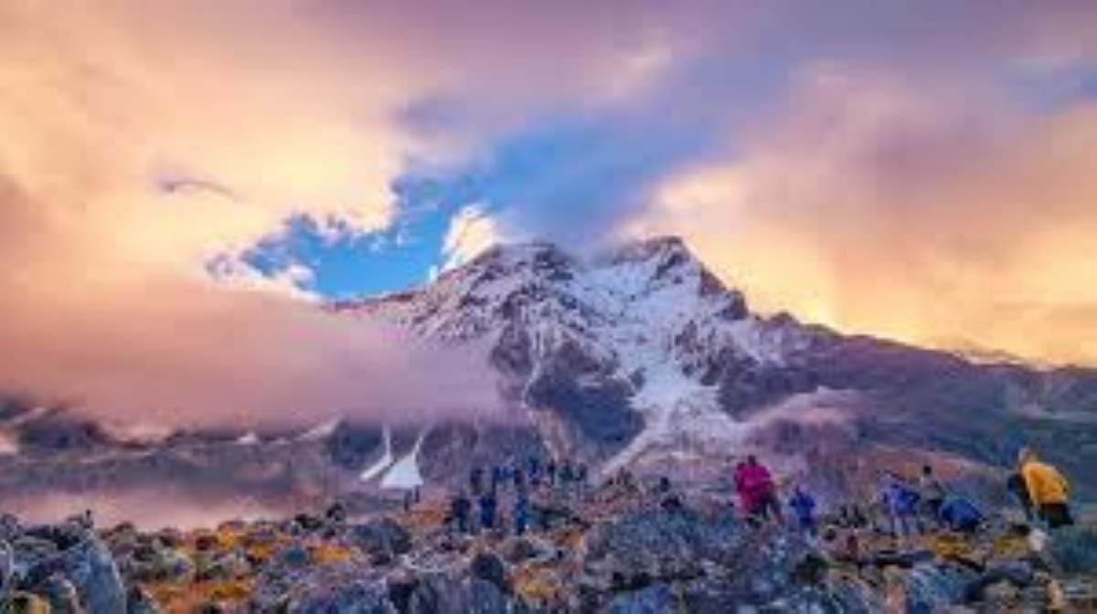 Trek Package Image